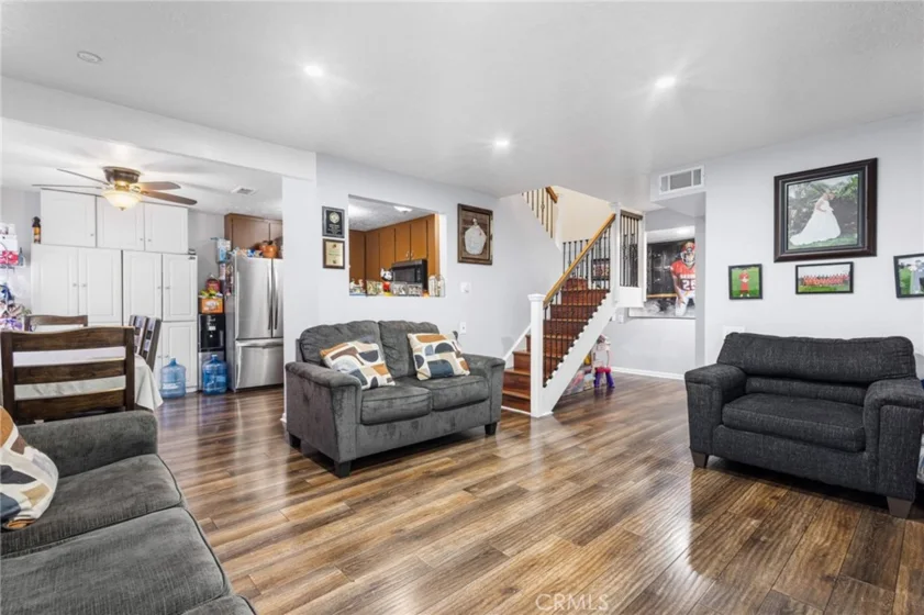 1381 S Walnut #2105 photo 3