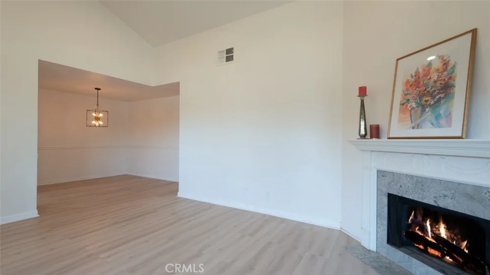 7305 Balboa Boulevard #2 photo 25