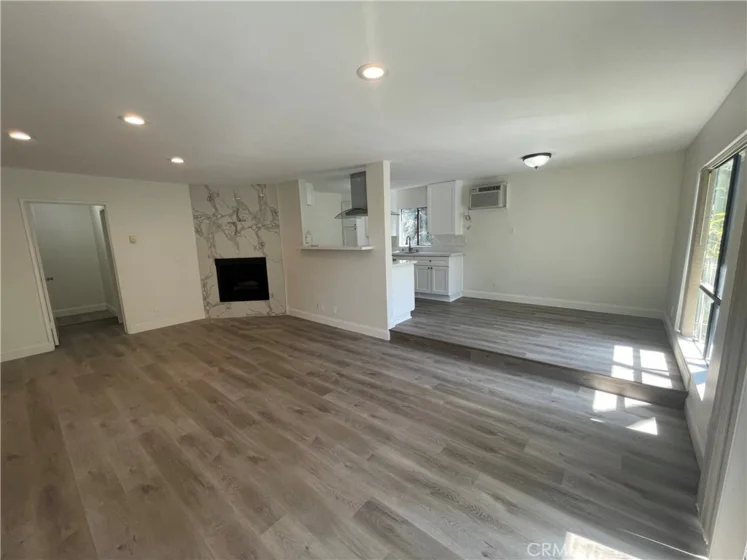 1818 Kelton Avenue #101 photo 13