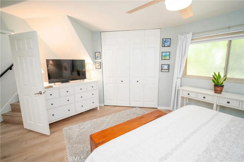 4773 Lamont photo 4