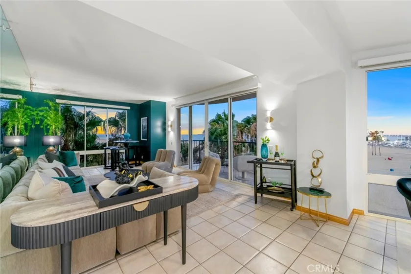850 E Ocean Boulevard #205 photo 5
