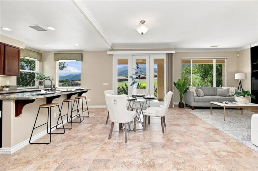 8879 Cuyamaca photo 14