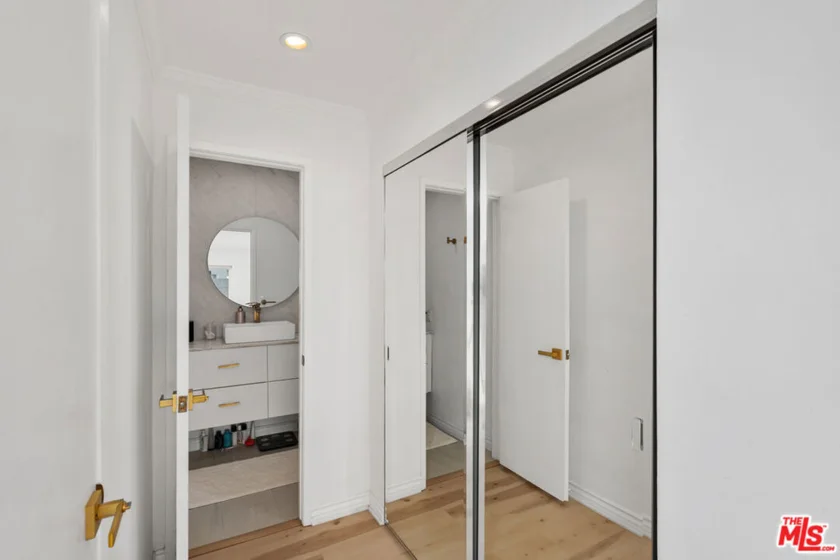 1222 N Olive Drive #201 photo 13