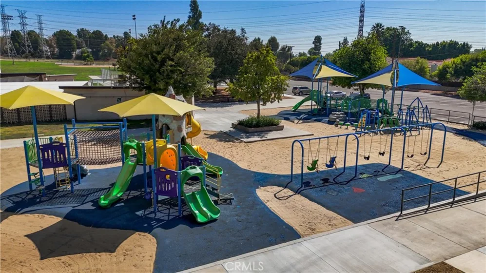 Unit C Reseda Boulevard photo 49