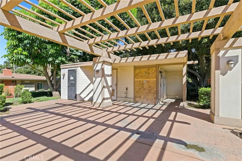 648 W Main #D photo 38