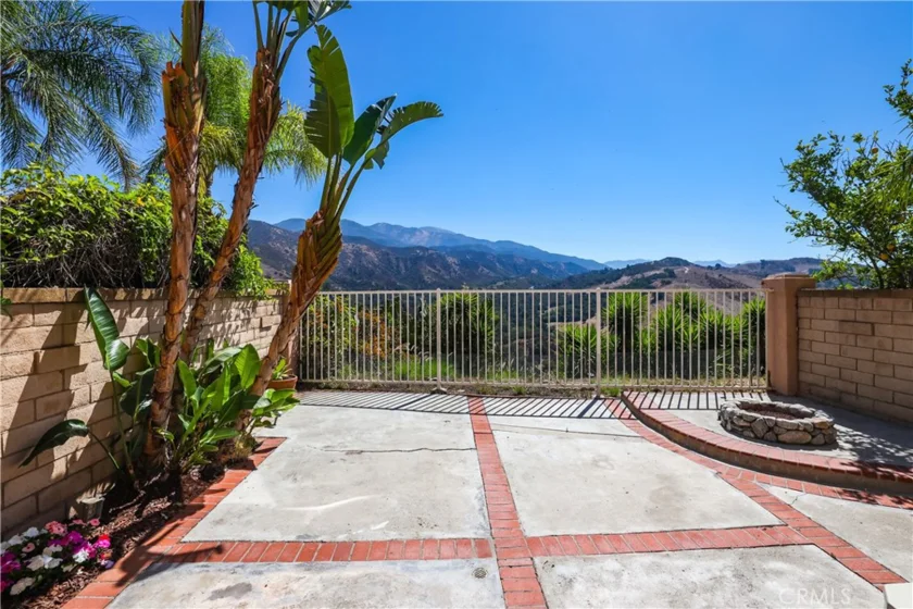 19076 Canyon Terrace Drive photo 12