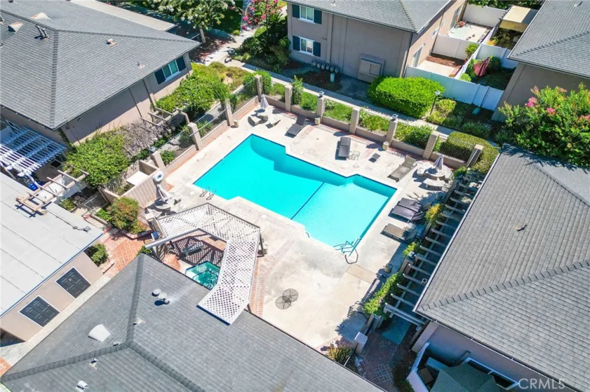 660 S Glassell Street #54 photo 24