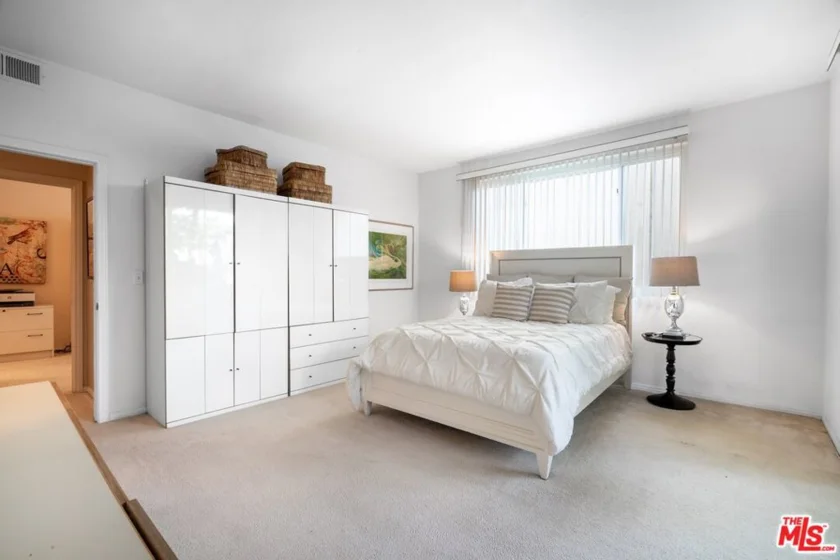 11535 Rochester Avenue #308 photo 4
