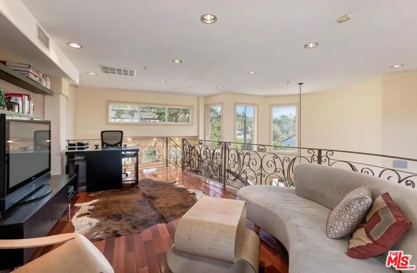 2922 Montana Avenue #D photo 23