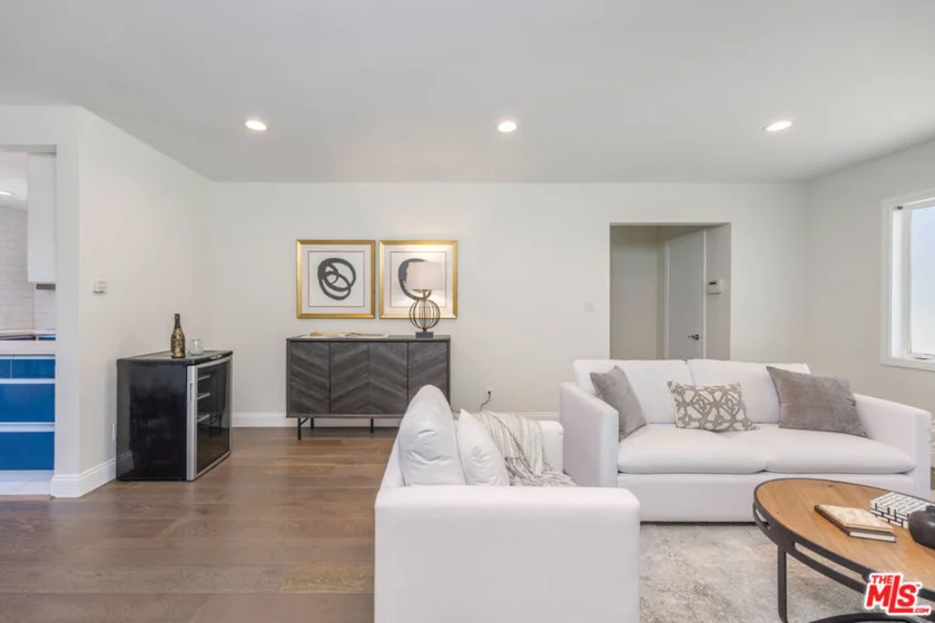 827 Bay Street #5 photo 5