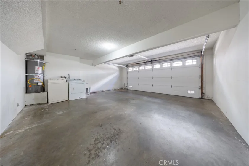 511 N Curtis #F photo 12