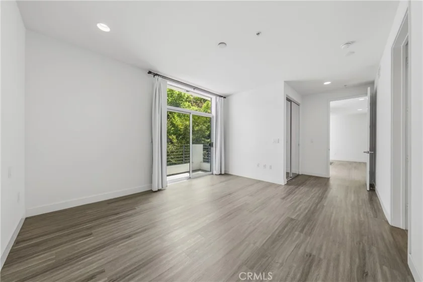 10911 Wellworth #1A photo 7
