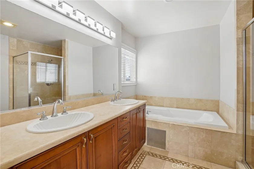 1828 Glendon Avenue #PH1 photo 25