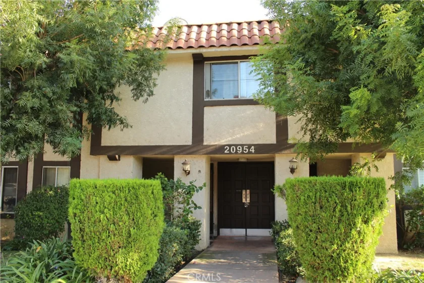 20954 Parthenia Street #3 photo 1