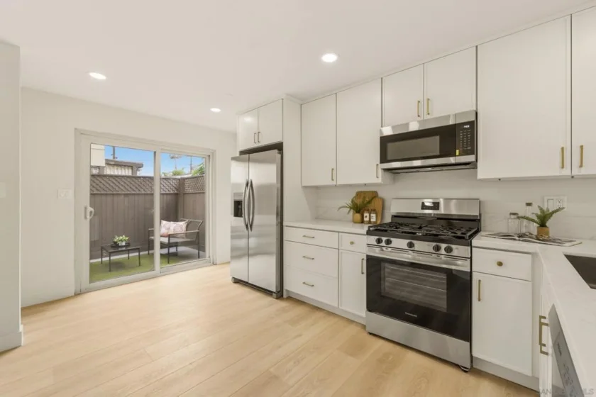 415 Woodlawn Avenue #D photo 9