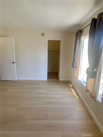 18350 Hatteras photo 15