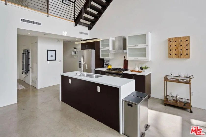 803 Wilcox Avenue #10 photo 7