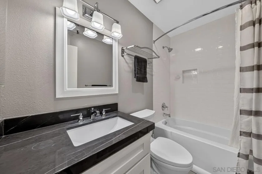 4015 Crown Point Drive #310 photo 3