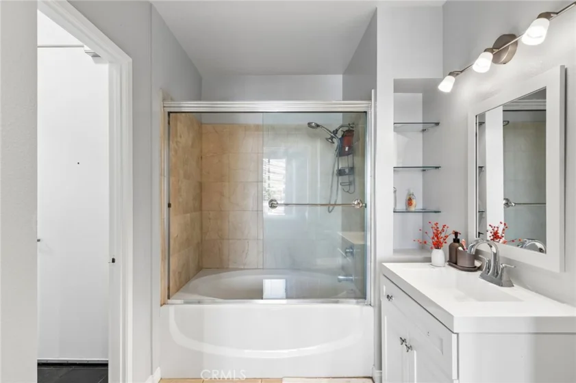388 E Ocean Boulevard #709 photo 15