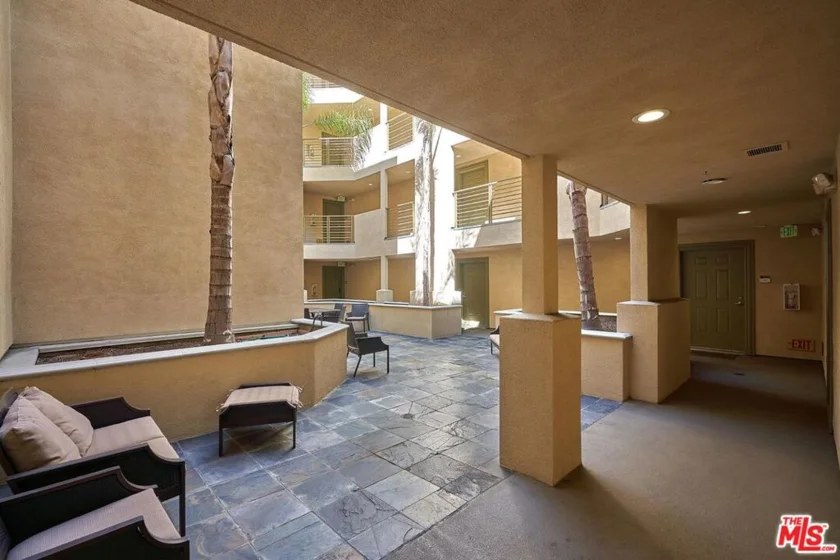 2321 W 10th Street #102 photo 16