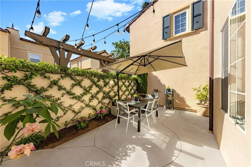 77 Canyoncrest photo 38
