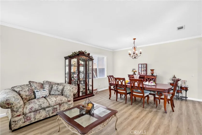 28209 Basswood photo 4