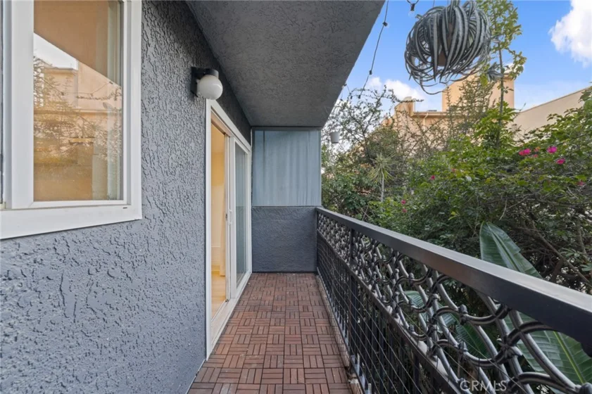 1355 N Sierra Bonita #208 photo 5