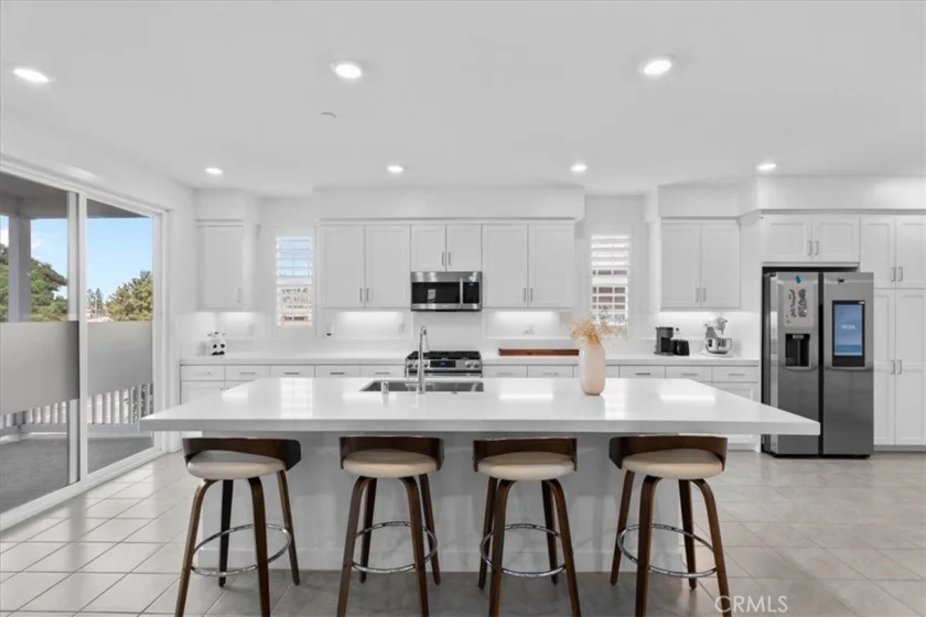 175 W La Palma Avenue #6 photo 5