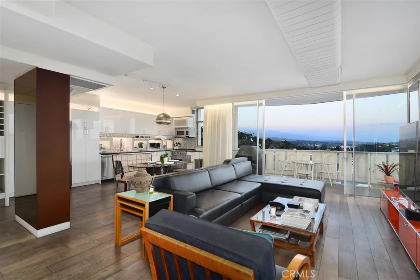 4411 Los Feliz Boulevard #1007 photo 5