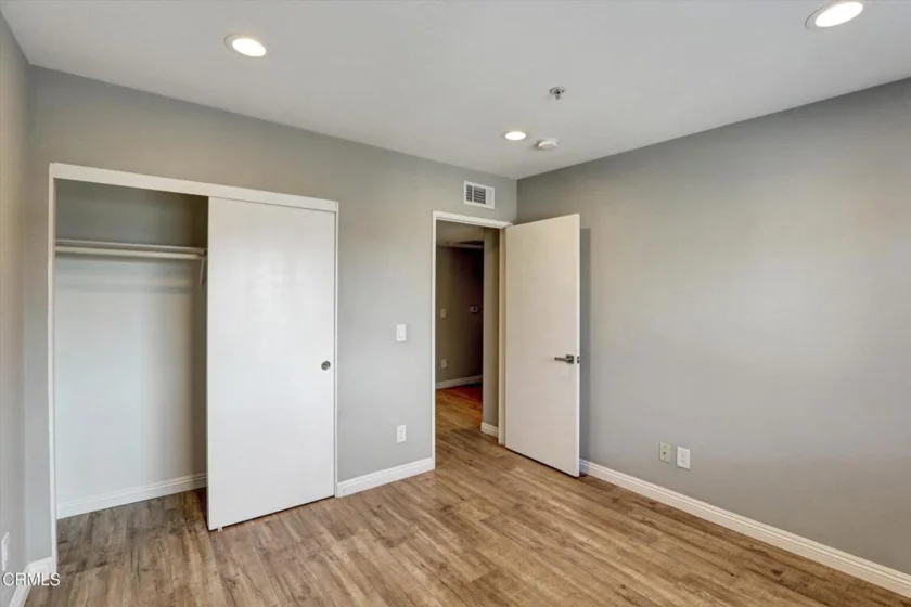 719 E Tujunga #D photo 27
