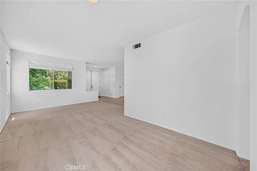 39977 Chalon Court photo 6