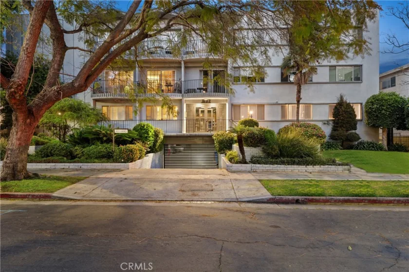 1632 Camden Avenue #202 photo 1