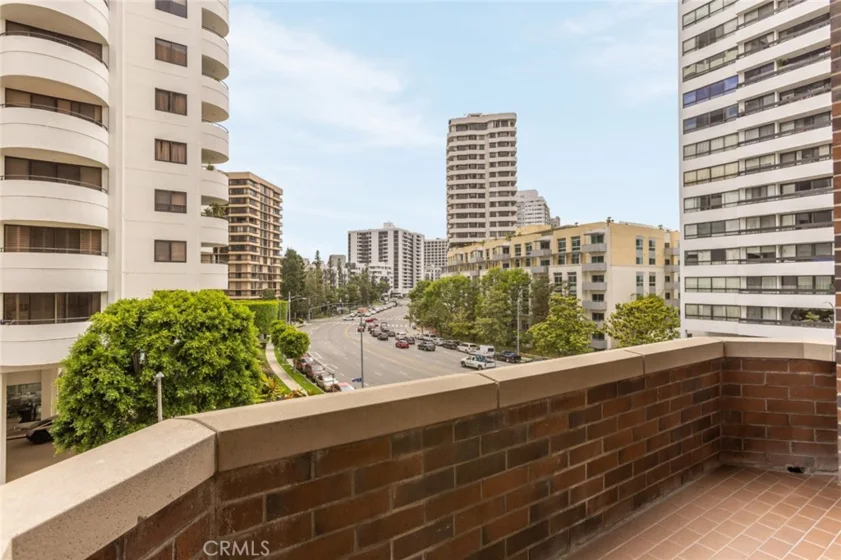 10550 Wilshire Boulevard #302 photo 9