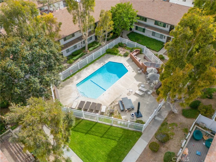 1200 W Lambert #44 photo 31