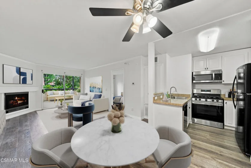 5535 Canoga Avenue #109 photo 1