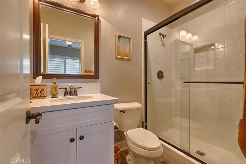 45659 Bassett photo 25