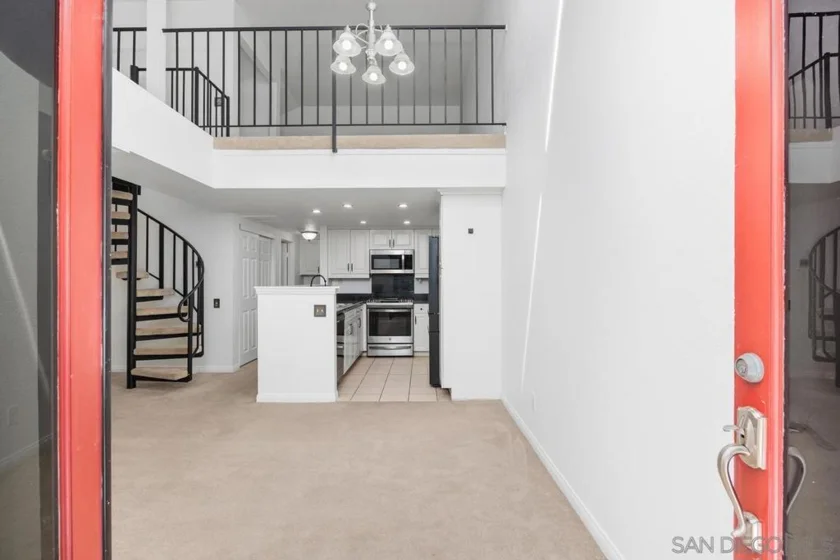 1564 Tanglewood Lane #15 photo 3