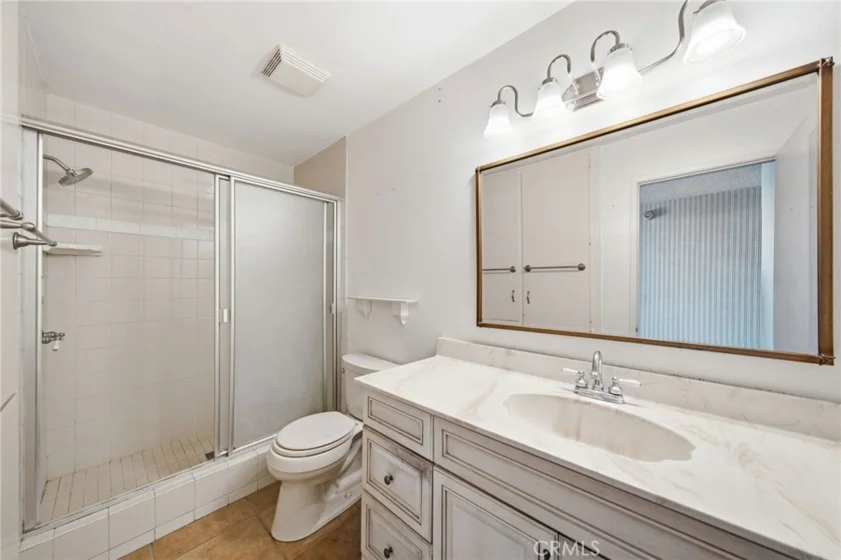 2424 S Gaffey photo 27