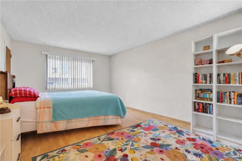445 Ivy #204 photo 11