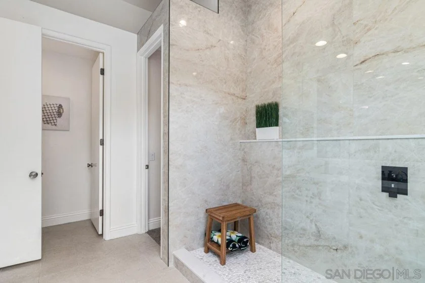 22905 Turnberry Court photo 15