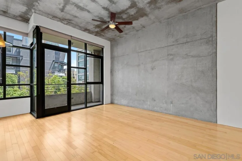 1050 Island Avenue #406 photo 2