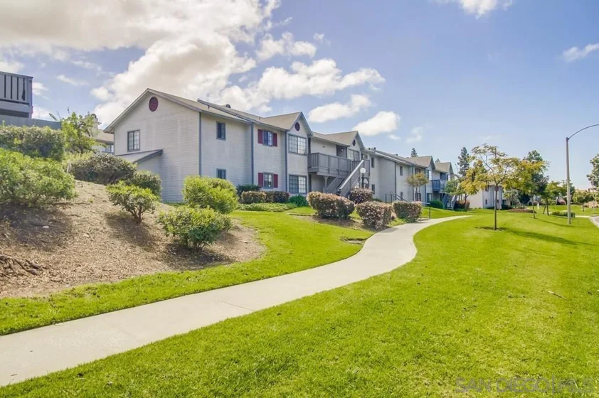 205 Camlau Drive #F photo 1