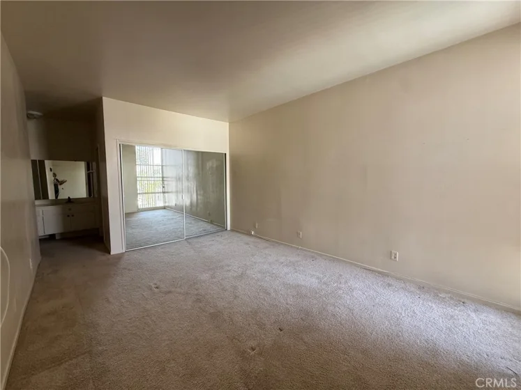 14144 Dickens #310 photo 17