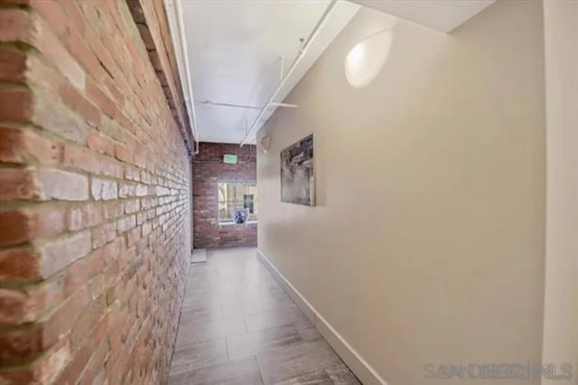 950 6th Avenue #211 photo 8