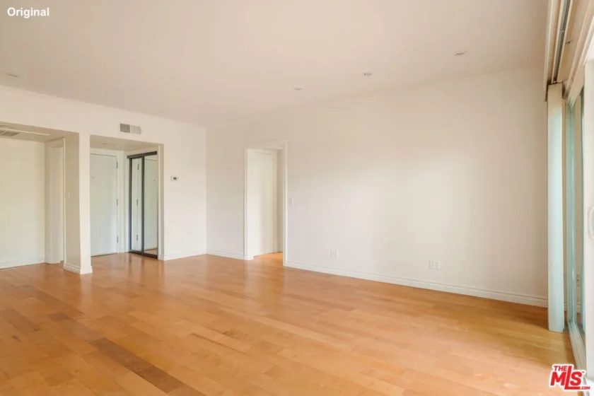 1203 N Sweetzer Avenue #305 photo 6