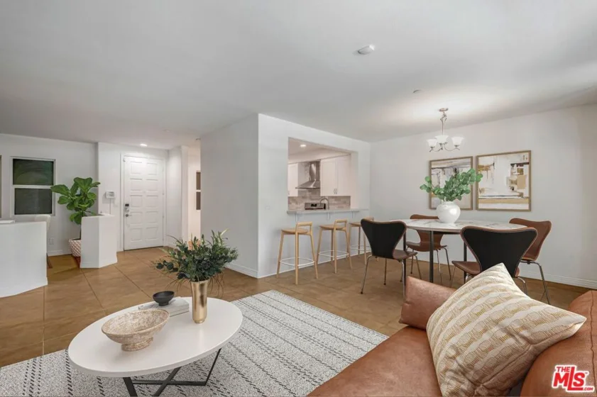 7100 Playa Vista Drive #123 photo 2
