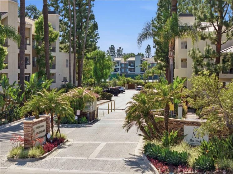 5535 Canoga #332 photo 31