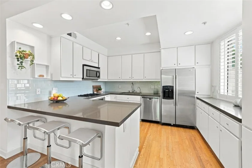943 14th Street #101 photo 3