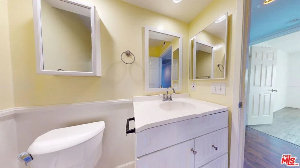 8710 Independence Avenue #301 photo 22