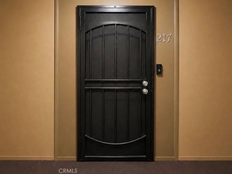 855 Victor Avenue #217 photo 2